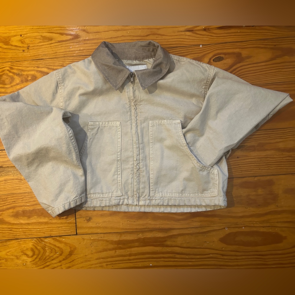 Zara Light Tan Oversized Sleeve Cropped Jacket